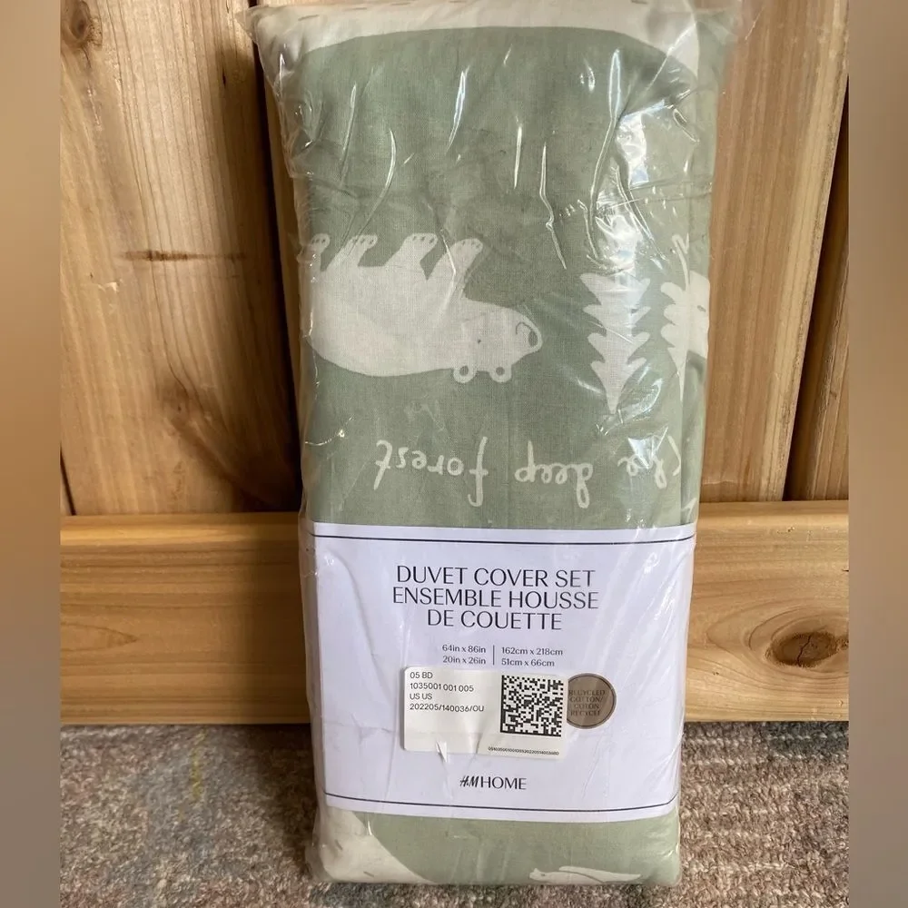 H&M Green Forest Duvet Cover Set